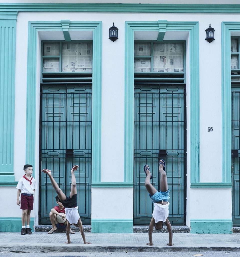 kids in havana streets