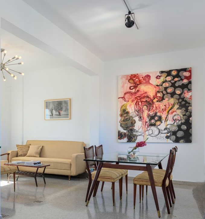 private accommodation for art fiends