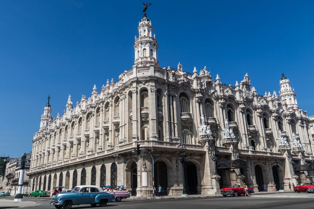 luxury tailor-made tour Alicia Alonso Theater 